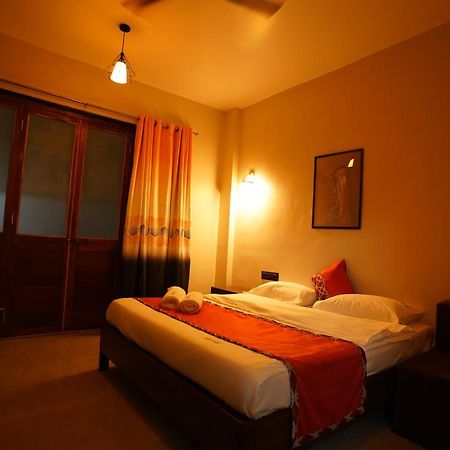 Coastal Bay Inn Alībāg Dış mekan fotoğraf