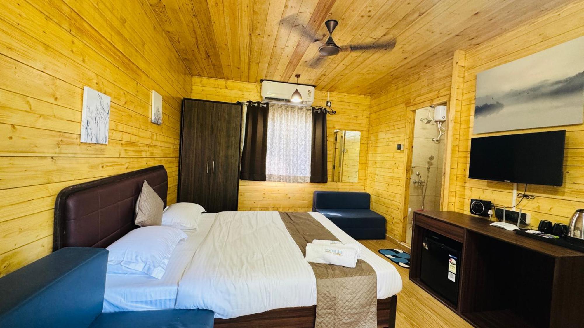 Coastal Bay Inn Alībāg Dış mekan fotoğraf